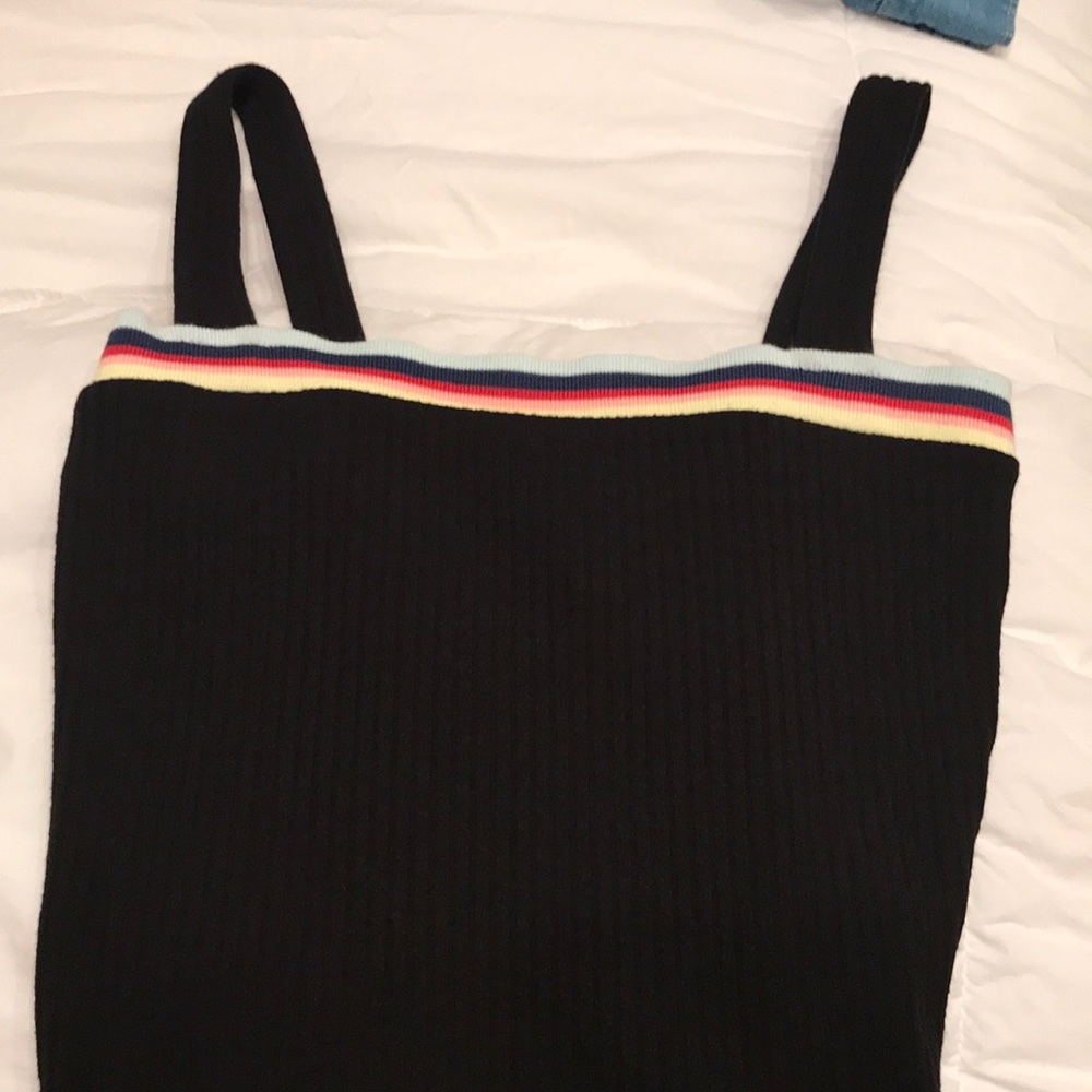 Cropped rainbow top